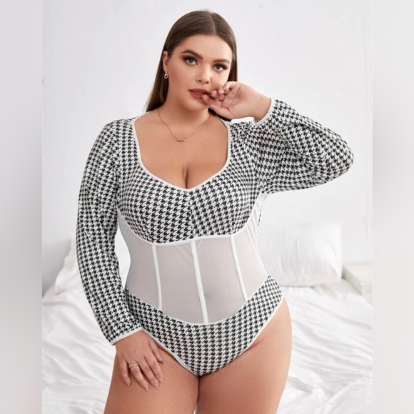 SHEIN Tops - NWT Plus Houndstooth Contrast Mesh Teddy Bodysuit. Size 1XL